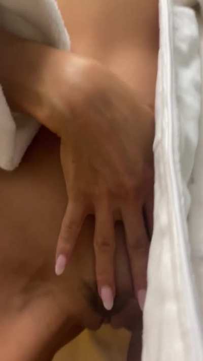 Come taste me