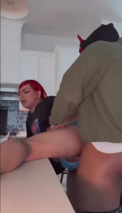 She love scary dick 