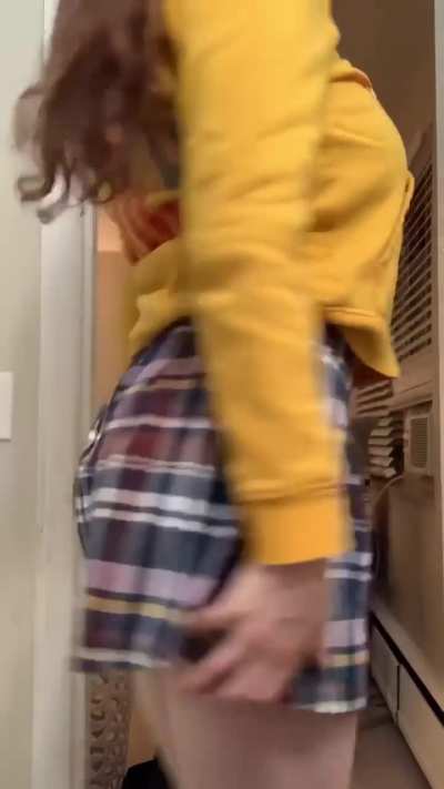 How’s your pull out game? 🍑 don’t lie ;( let’s chat 💕 just check  the comments for a 🥵 link 👇 