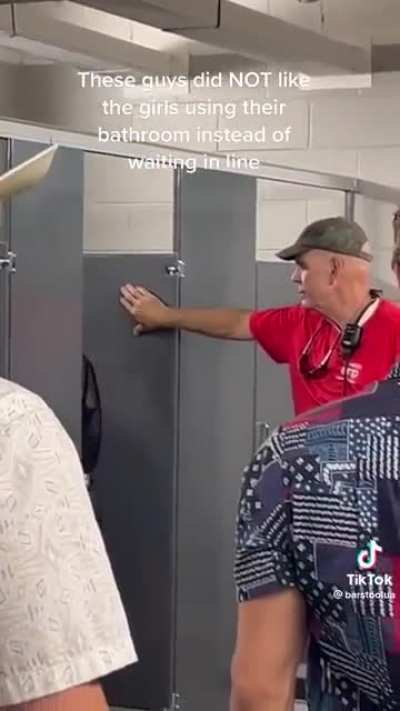 Women get kicked out of Men’s bathroom