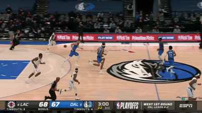 [Highlight] Kawhi Leonard with a absurd Game 6 Performance putting up 45/6/3/2 steals on 18/25 shooting