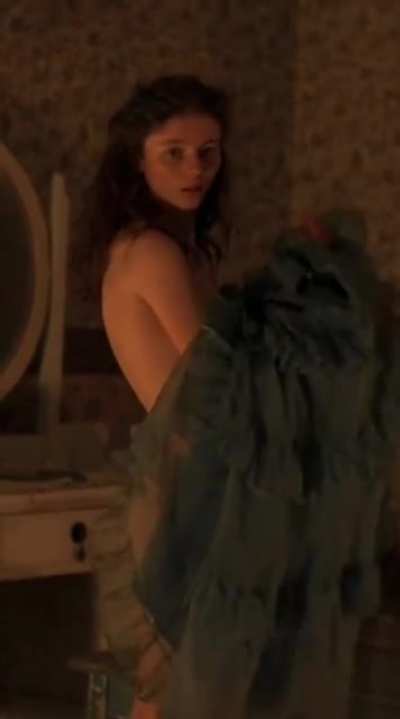 Thomasin’s Amazing nude debut