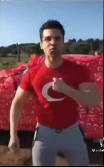 Hasan when a Turkish chatter insults him in Turkish