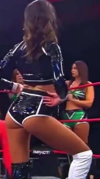 Cassie Fucking Lee