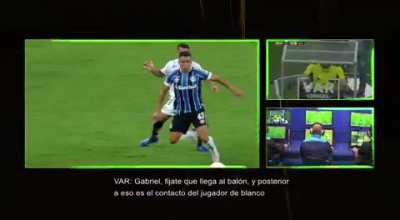 Conmebol divulgou o audio do var na expulsão do pinares