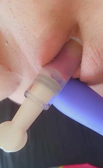 just woke up, haven't moved and this is the first thing I'm doing<3 my clit is so swollen and aching 