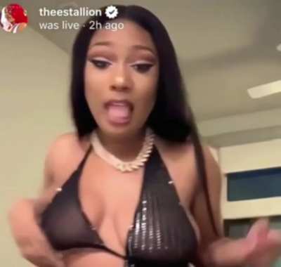 Nip Slip 👅 Wish she would take them Both Out ( . )( . ) 😩