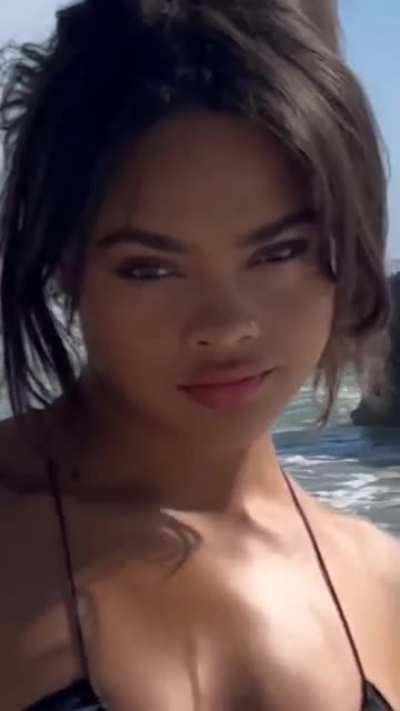 @bby_cai enjoying the sun and water