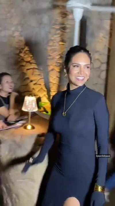 Esha Gupta (New)