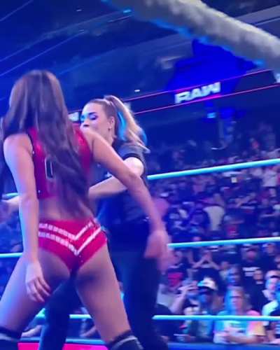 Nikki Bella
