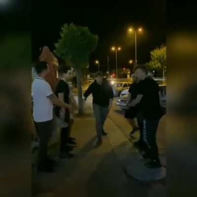 Porçayı uyuşturucuya özendirmekle dava eden adamın götüne fırıncı küreği sokmaya giderken ben ve agalar: