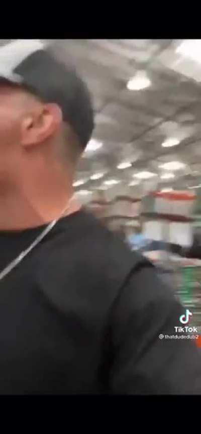 Qanon dumbfuck films himself at Costco while screaming 