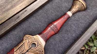 Ecyanár, the Sharp Flame. Crafted by David DelaGaredelle at Cedarlore Forge. It’s amazing.