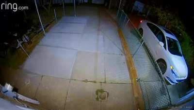 Northeast Philly Delivery Driver shoots 3 armed robbers