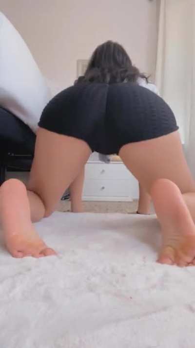 Want to watch me stretch