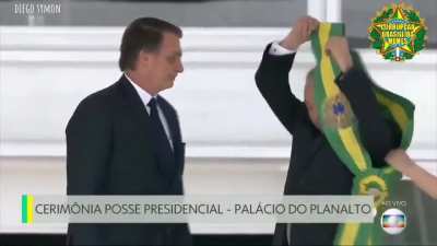 Somente uma pessoa pode lidar com os caminhoneiros