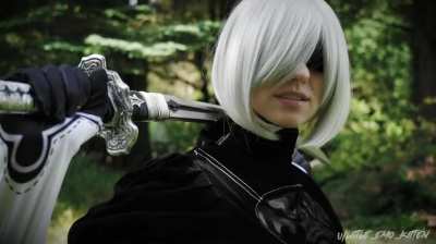 2B (litt<wbr>le_em<wbr>o_kit<wbr>ten) [Nier Automata]
