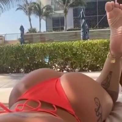 Ass and feet