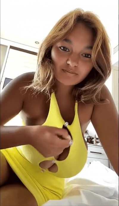 Busty in yellow