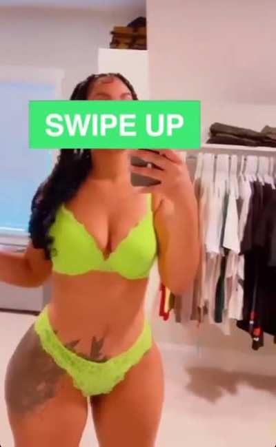 the green one 💚