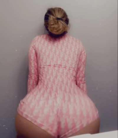 Realp<wbr>retty<wbr>angel