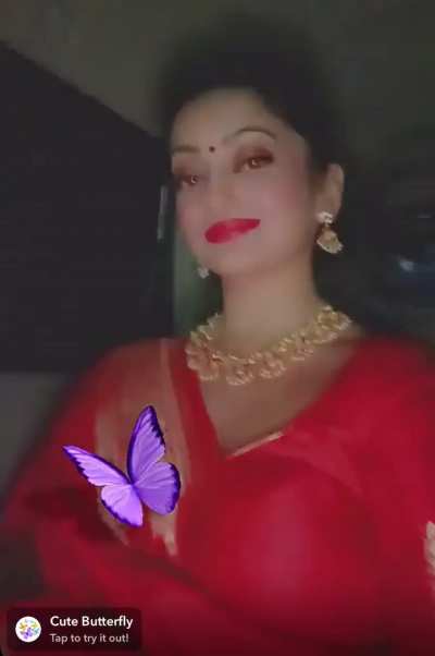 मानसी नाईक, कुणाल<wbr>ा पाठवत आसेल हे विडिओ<wbr>? कोणाच<wbr>्या गाडीत आणि कुठे चाली असावी ही?