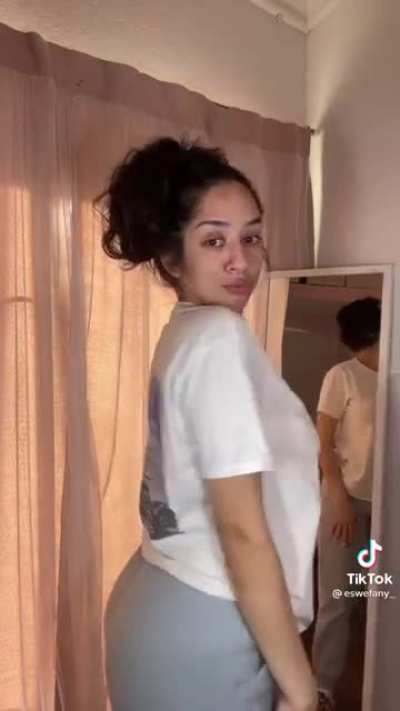 Ass looking nice and sturdy