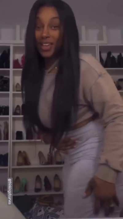 this 🍑 need a candlelight vigil & some more shit. 🕯️ 