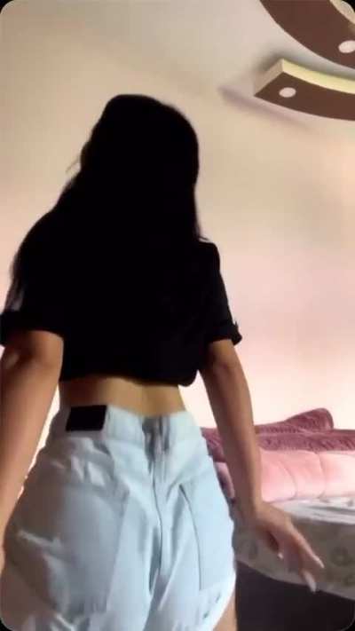 Twerk Queen!! 🍑
