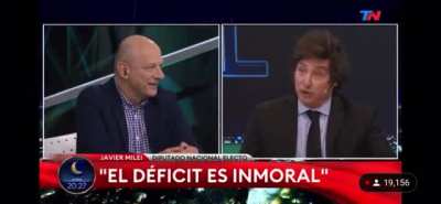 Javier Milei explica en 2 minutos su propuesta para cerrar el Banco Central y terminar con la inflación.