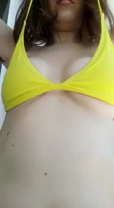 tits out if you’re happy!! (drop) 😊