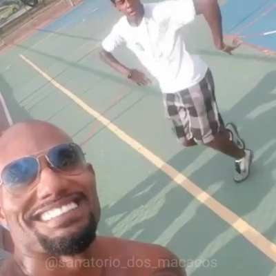 el viejas cuándo😀pero😐