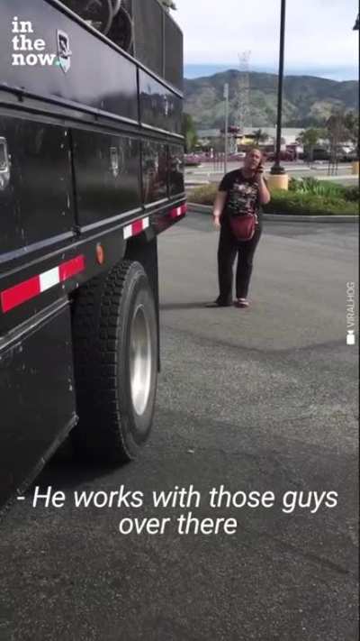 Woman calls cops on man because he 