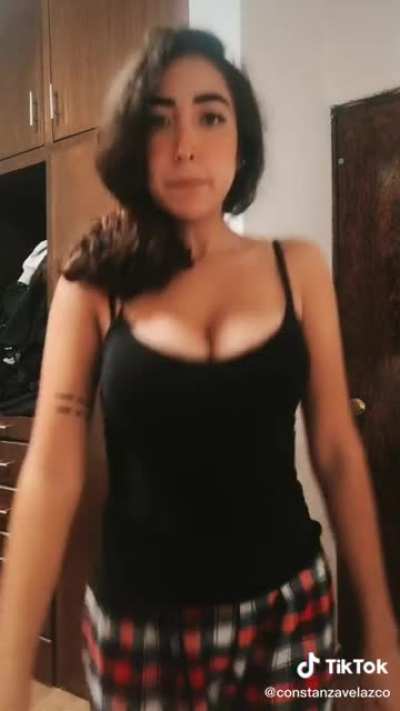 Sexy tits of Constanzavelazco