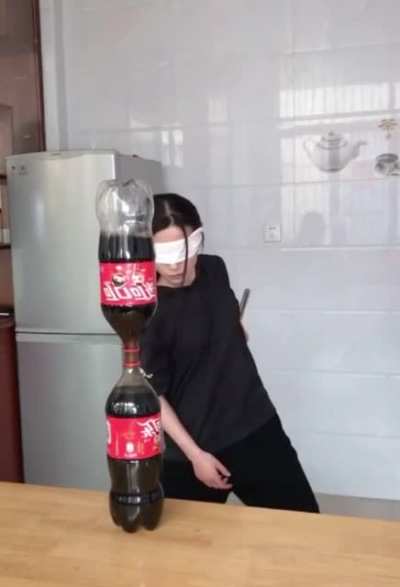 Nunchucks, the blinded creator of union