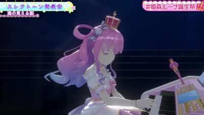 Luna's Umi no Mieru Machi Live Performance And Its Beautiful
