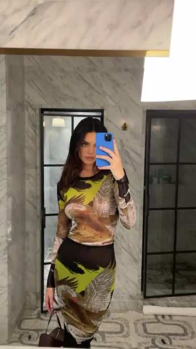 New Mirror Selfie From IG