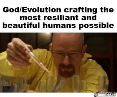 <3