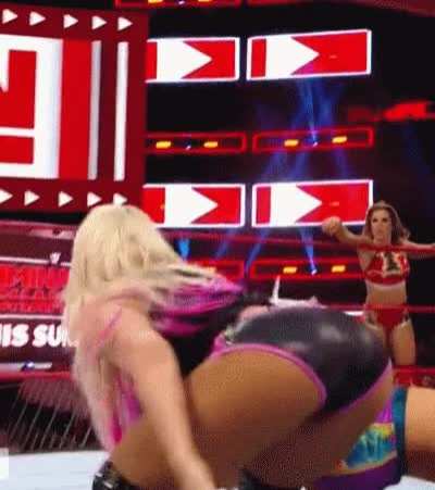 Bending down booty