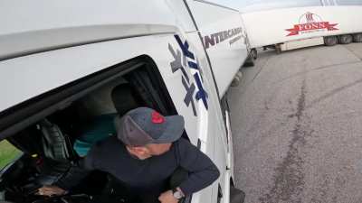 Reversing a 25m ”mega truck