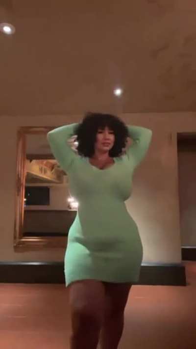 Hourglass figure