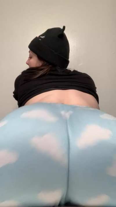 I hope you daydream about this ass
