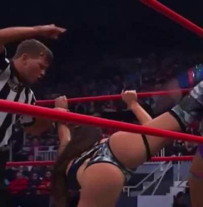 Aj lee would be proud of her 