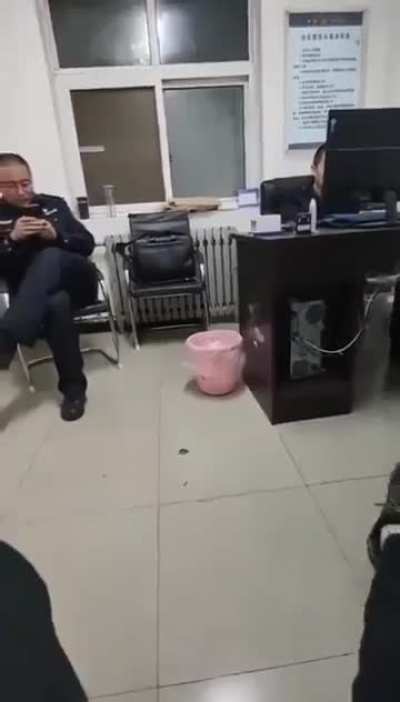 你在群里说<wbr>的独裁者是<wbr>谁啊？