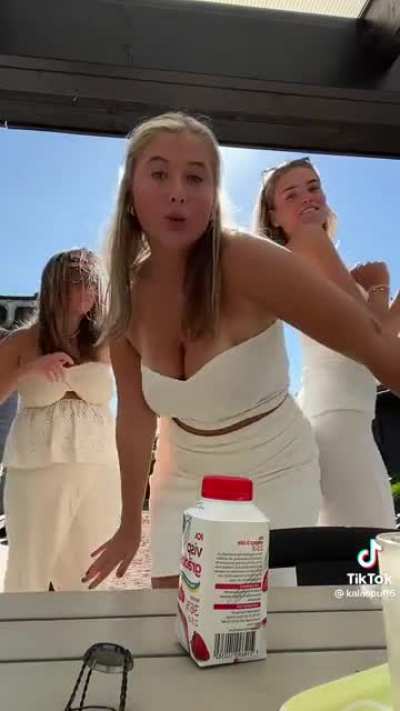 @kalaspuff6 🍒