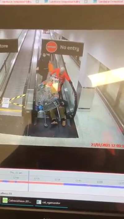 Had to hurt down this escalator