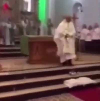 W priest