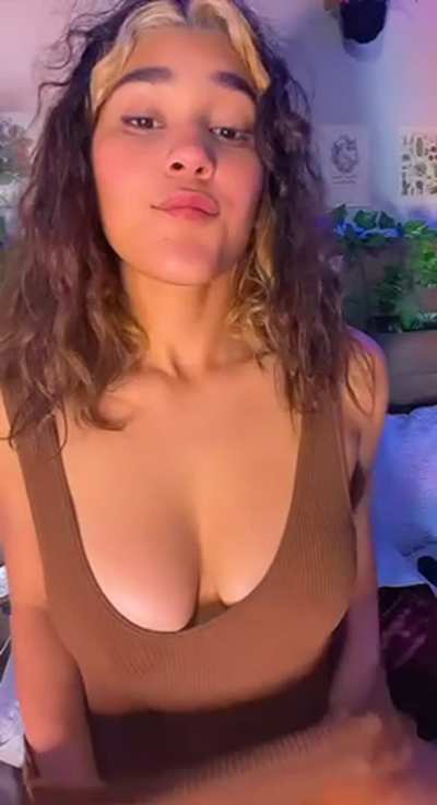 Use my latina holes