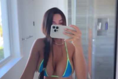 Mirror tease