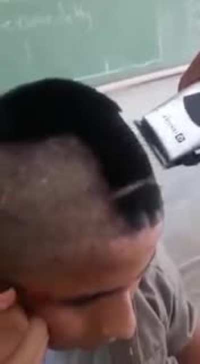 Este no era el corte de el cr7 😭
